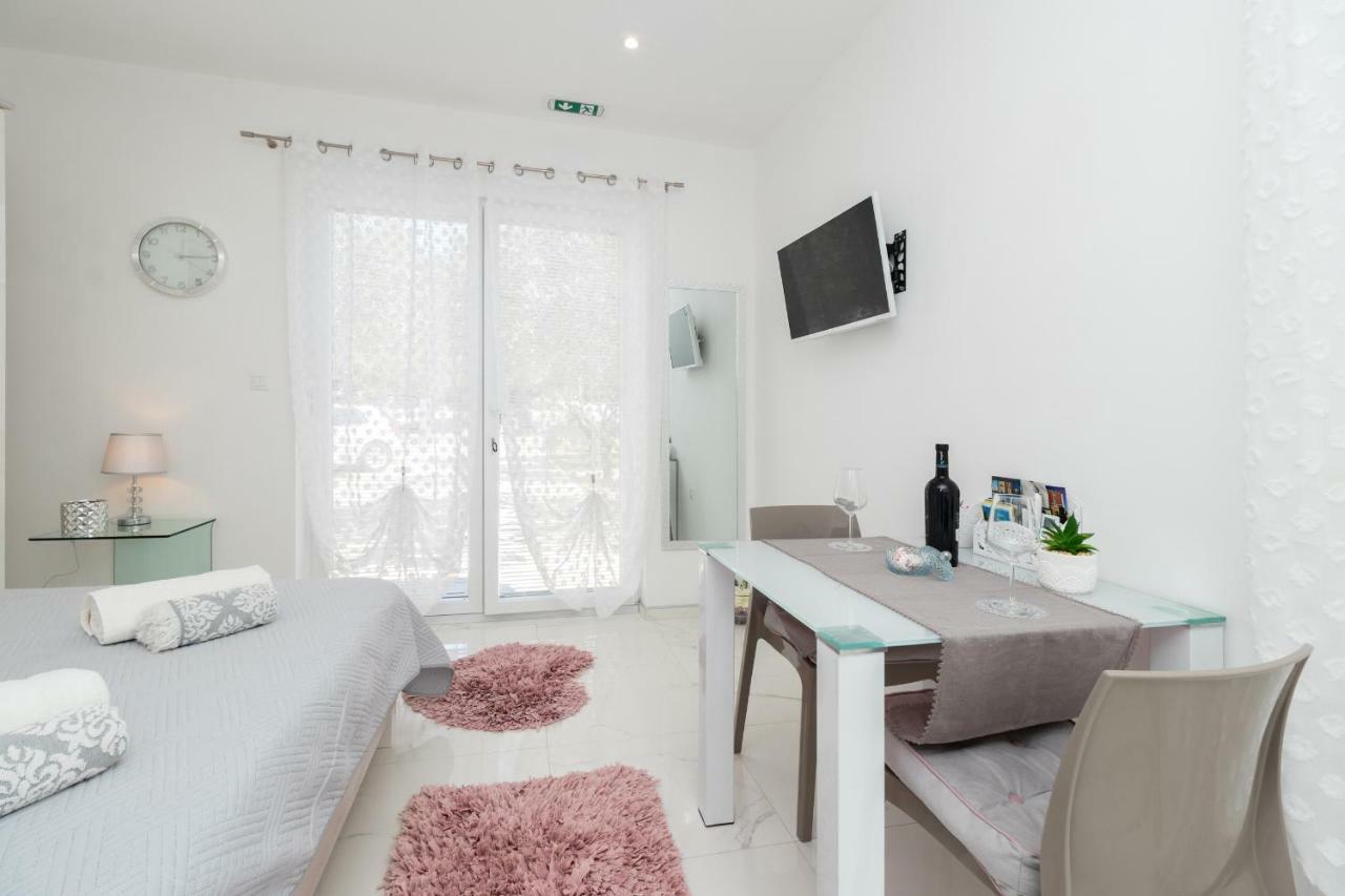 Apartments D&A Zadar Bagian luar foto
