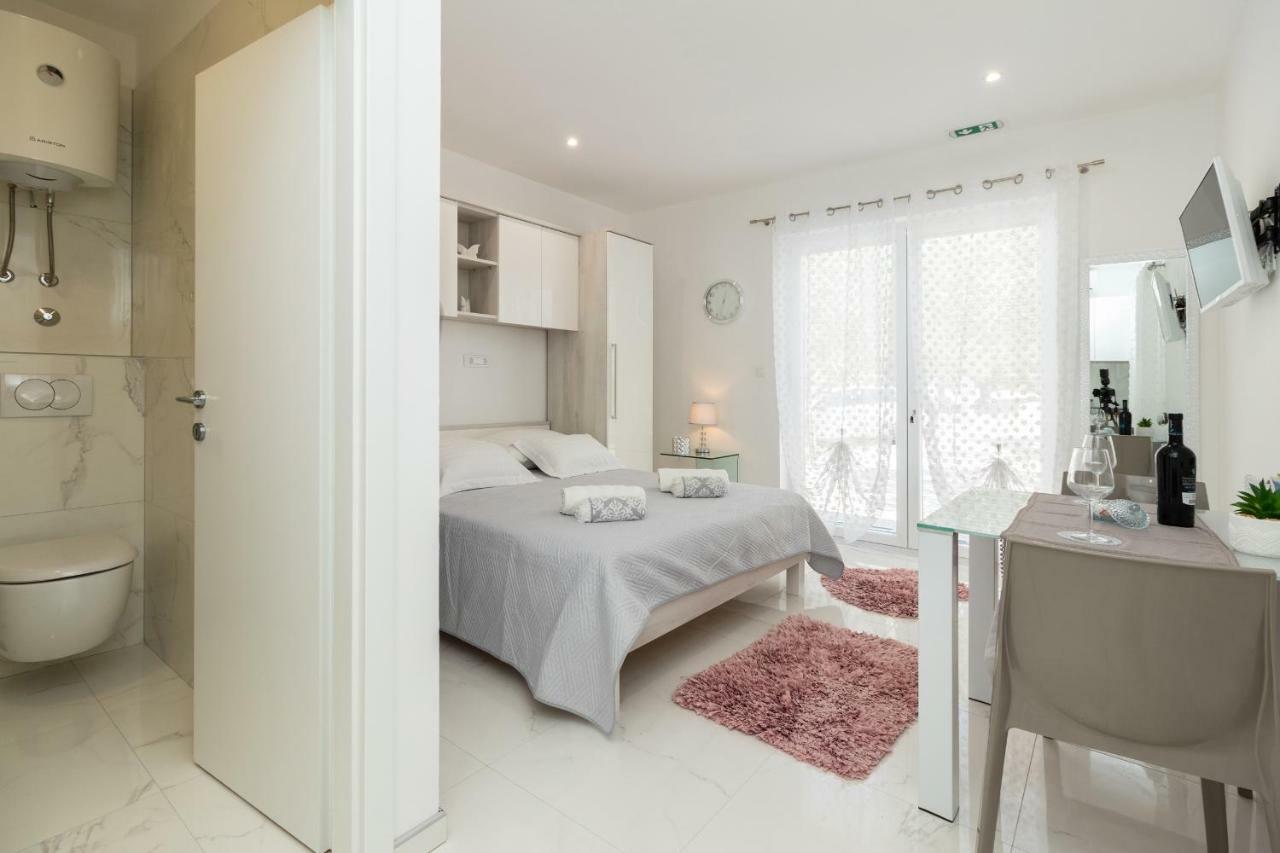 Apartments D&A Zadar Bagian luar foto